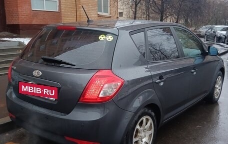 KIA cee'd I рестайлинг, 2010 год, 660 000 рублей, 2 фотография