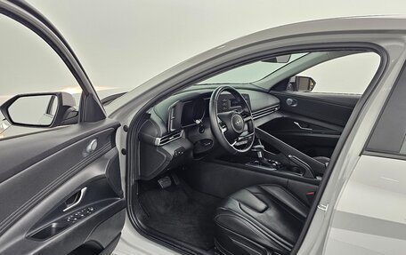 Hyundai Avante, 2021 год, 1 625 000 рублей, 10 фотография