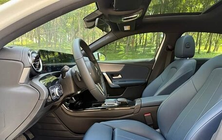 Mercedes-Benz A-Класс, 2022 год, 1 500 000 рублей, 7 фотография