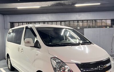 Hyundai Grand Starex Grand Starex I рестайлинг 2, 2013 год, 2 200 000 рублей, 1 фотография