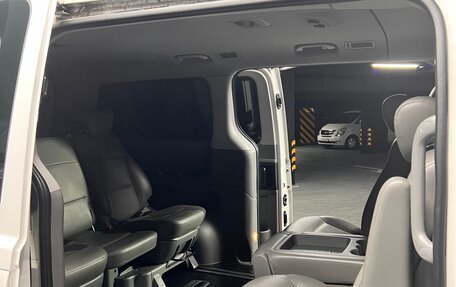 Hyundai Grand Starex Grand Starex I рестайлинг 2, 2013 год, 2 200 000 рублей, 3 фотография