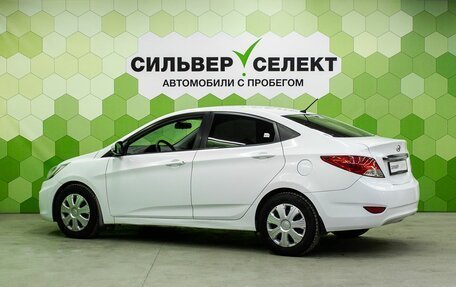 Hyundai Solaris II рестайлинг, 2011 год, 620 000 рублей, 6 фотография