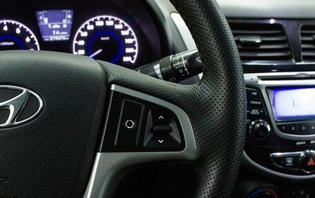 Hyundai Solaris II рестайлинг, 2011 год, 620 000 рублей, 16 фотография