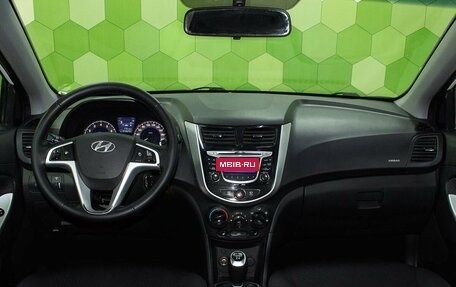 Hyundai Solaris II рестайлинг, 2011 год, 620 000 рублей, 13 фотография