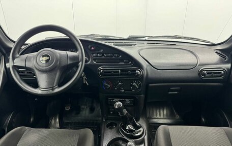 Chevrolet Niva I рестайлинг, 2018 год, 860 000 рублей, 13 фотография