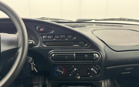 Chevrolet Niva I рестайлинг, 2018 год, 860 000 рублей, 15 фотография