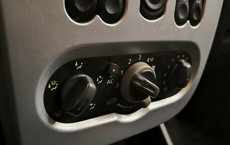 Renault Logan I, 2011 год, 499 000 рублей, 18 фотография