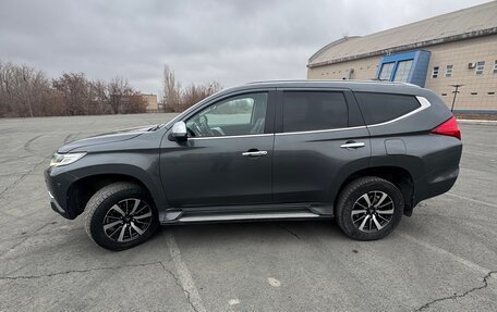 Mitsubishi Pajero Sport III рестайлинг, 2019 год, 1 990 000 рублей, 2 фотография