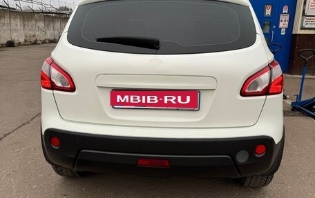 Nissan Qashqai, 2010 год, 870 000 рублей, 2 фотография