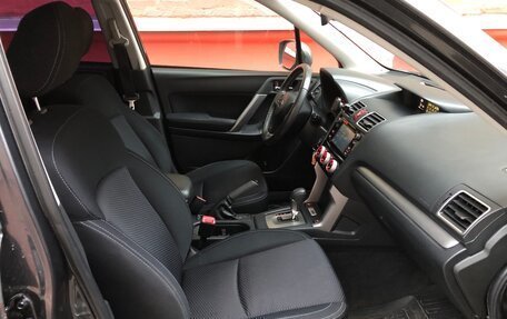 Subaru Forester, 2015 год, 1 810 000 рублей, 13 фотография