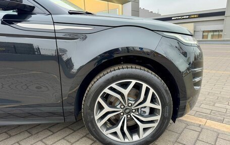 Land Rover Range Rover Evoque II, 2025 год, 6 900 000 рублей, 8 фотография