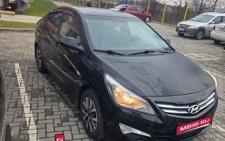 Hyundai Solaris II рестайлинг, 2016 год, 690 000 рублей, 1 фотография