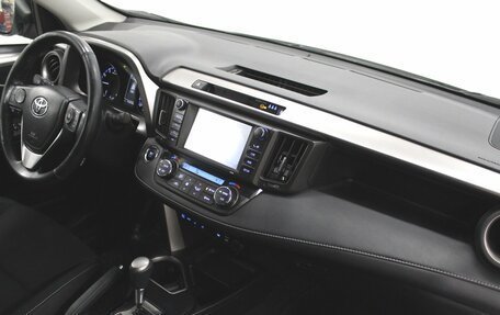 Toyota RAV4, 2018 год, 2 190 000 рублей, 7 фотография