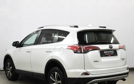 Toyota RAV4, 2018 год, 2 190 000 рублей, 5 фотография