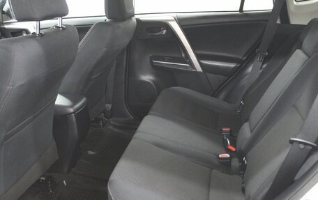 Toyota RAV4, 2018 год, 2 190 000 рублей, 10 фотография