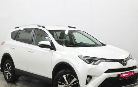 Toyota RAV4, 2018 год, 2 190 000 рублей, 3 фотография