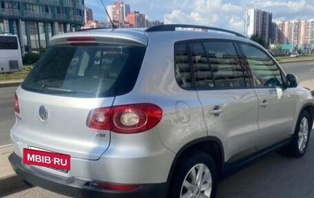 Volkswagen Tiguan I, 2010 год, 700 000 рублей, 4 фотография