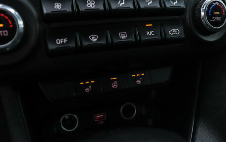 KIA Sportage IV рестайлинг, 2020 год, 2 399 000 рублей, 18 фотография