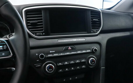 KIA Sportage IV рестайлинг, 2020 год, 2 399 000 рублей, 16 фотография