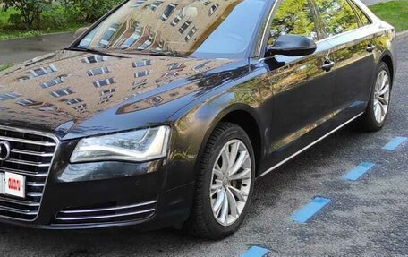 Audi A8, 2010 год, 1 350 000 рублей, 4 фотография