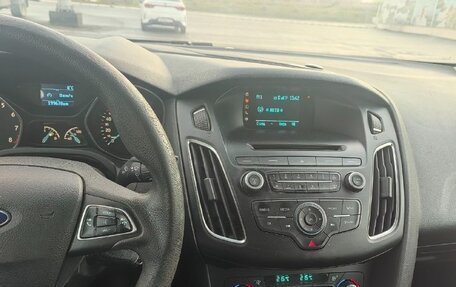 Ford Focus III, 2017 год, 900 000 рублей, 6 фотография