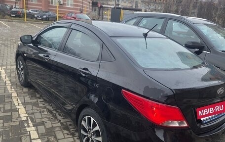 Hyundai Solaris II рестайлинг, 2016 год, 690 000 рублей, 3 фотография