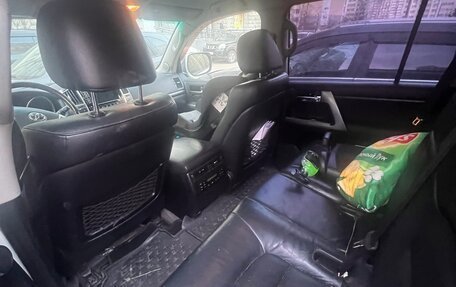 Toyota Land Cruiser 200, 2012 год, 3 000 000 рублей, 6 фотография