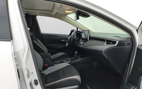 Toyota Corolla, 2022 год, 1 561 000 рублей, 10 фотография