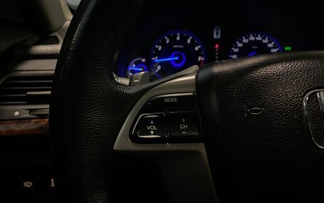 Honda Crosstour I рестайлинг, 2011 год, 1 300 000 рублей, 20 фотография