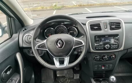 Renault Logan II, 2019 год, 780 000 рублей, 21 фотография