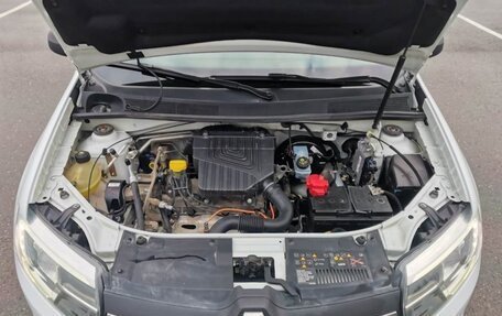 Renault Logan II, 2019 год, 780 000 рублей, 27 фотография