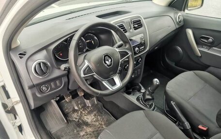 Renault Logan II, 2019 год, 780 000 рублей, 24 фотография