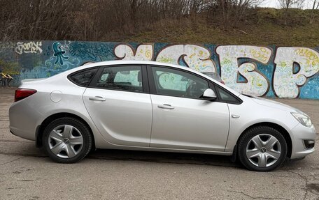 Opel Astra J, 2013 год, 890 000 рублей, 7 фотография