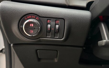 Opel Astra J, 2013 год, 890 000 рублей, 14 фотография