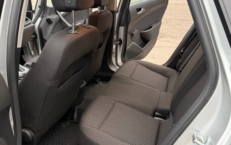 Opel Astra J, 2013 год, 890 000 рублей, 16 фотография