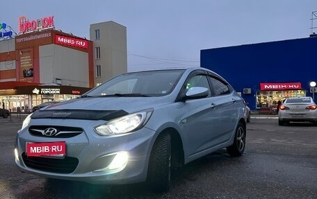 Hyundai Solaris II рестайлинг, 2012 год, 780 000 рублей, 1 фотография