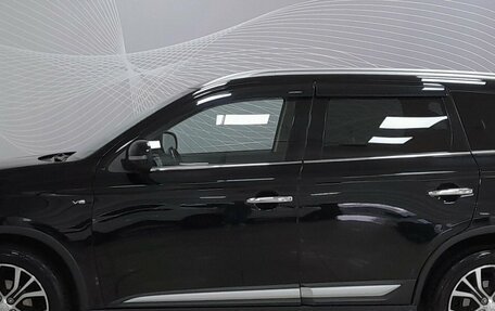 Mitsubishi Outlander III рестайлинг 3, 2017 год, 2 522 000 рублей, 10 фотография