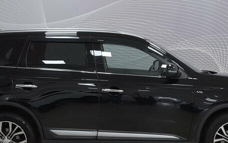 Mitsubishi Outlander III рестайлинг 3, 2017 год, 2 522 000 рублей, 7 фотография