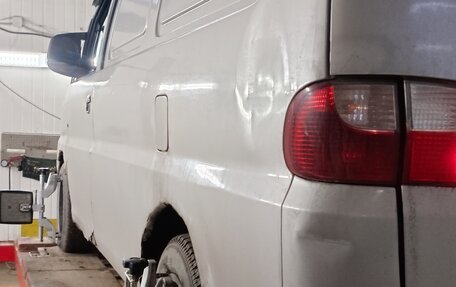 Hyundai H-1 II рестайлинг, 2001 год, 350 000 рублей, 5 фотография