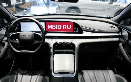 CheryExeed TXL, 2024 год, 3 800 000 рублей, 15 фотография