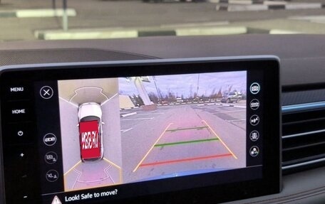 Volkswagen Tiguan II, 2021 год, 4 800 000 рублей, 12 фотография