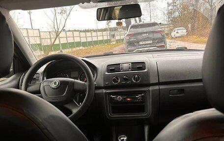 Skoda Fabia II, 2012 год, 650 000 рублей, 14 фотография