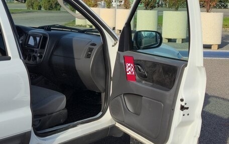 Ford Escape II, 2004 год, 650 000 рублей, 10 фотография