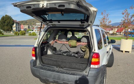 Ford Escape II, 2004 год, 650 000 рублей, 13 фотография