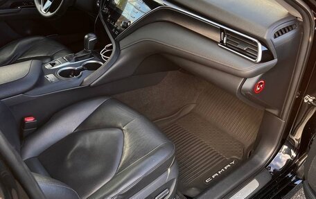 Toyota Camry, 2020 год, 3 000 000 рублей, 9 фотография