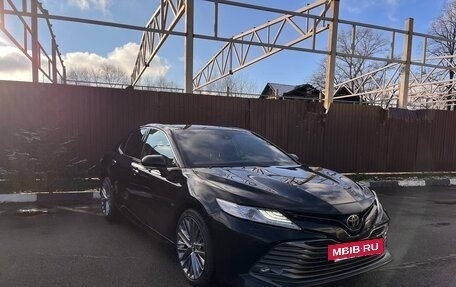 Toyota Camry, 2020 год, 3 000 000 рублей, 10 фотография