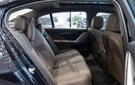 BMW 5 серия, 2025 год, 8 750 000 рублей, 13 фотография