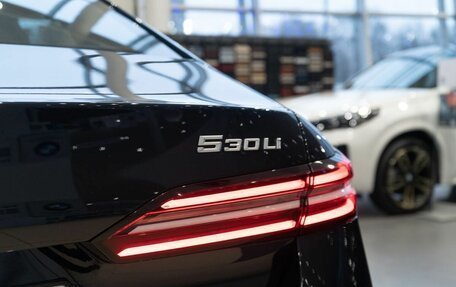 BMW 5 серия, 2025 год, 8 750 000 рублей, 28 фотография