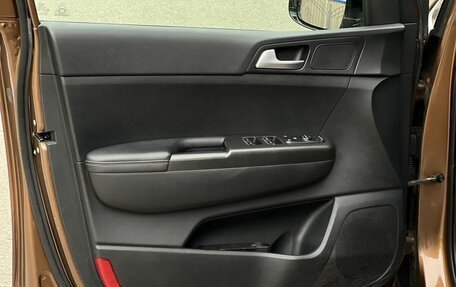 KIA Sportage IV рестайлинг, 2016 год, 1 890 000 рублей, 9 фотография