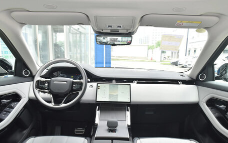 Land Rover Range Rover Evoque II, 2025 год, 6 059 000 рублей, 14 фотография